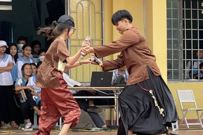 CÔNG TÁC CHUẨN BỊ CHO NGÀY GIA MẮT CÂU LẠC BỘ TIẾNG ANH CỦA TRƯỜNG THCS CHU VĂN AN HUYỆN EA KAR
