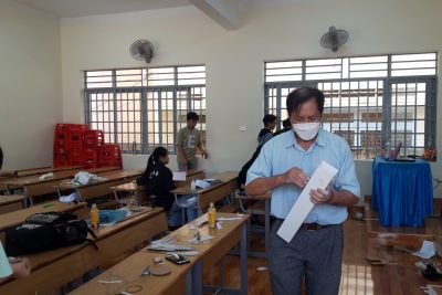 HÌNH ẢNH GIÁO VIÊN VÀ HỌC SINH THAM GIA LÀM STEM